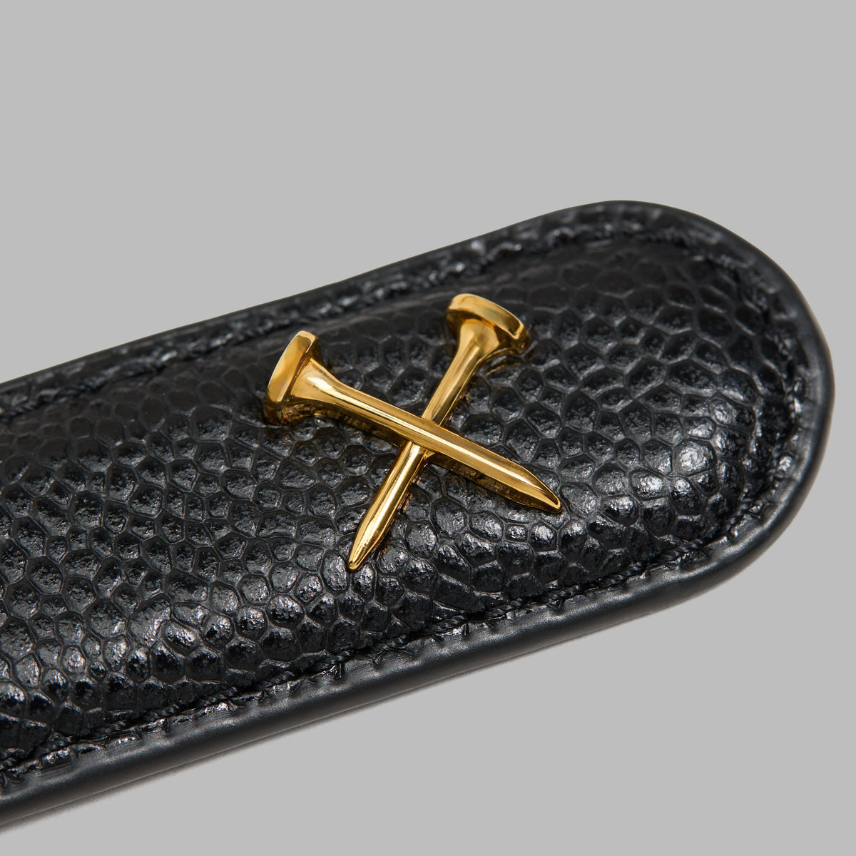 G/FORE METAL TEES PEBBLE LEATHER BELT